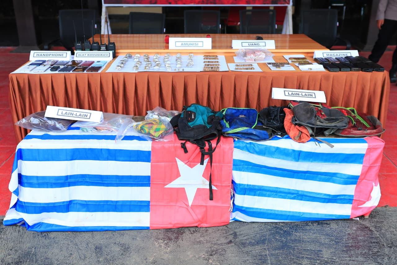 Kamp KKB di Nabarua Dibongkar Aparat Gabungan, Ratusan Amunisi dan Puluhan Juta Rupiah Diamankan