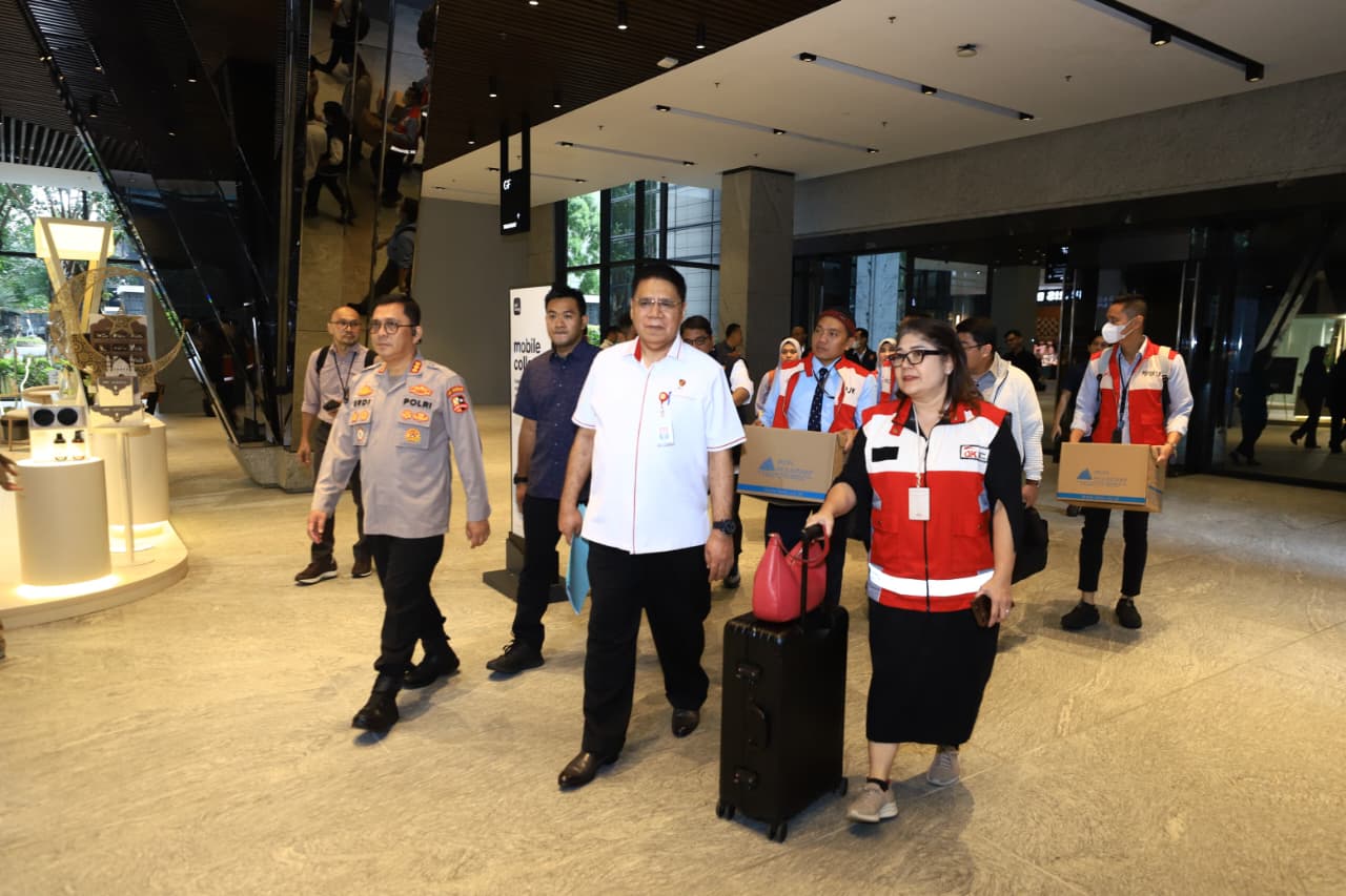 OJK dan Bareskrim Polri Geledah PT MASI Terkait Dugaan Manipulasi IPO dan Insider Trading, Dua Tersangka Ditetapkan