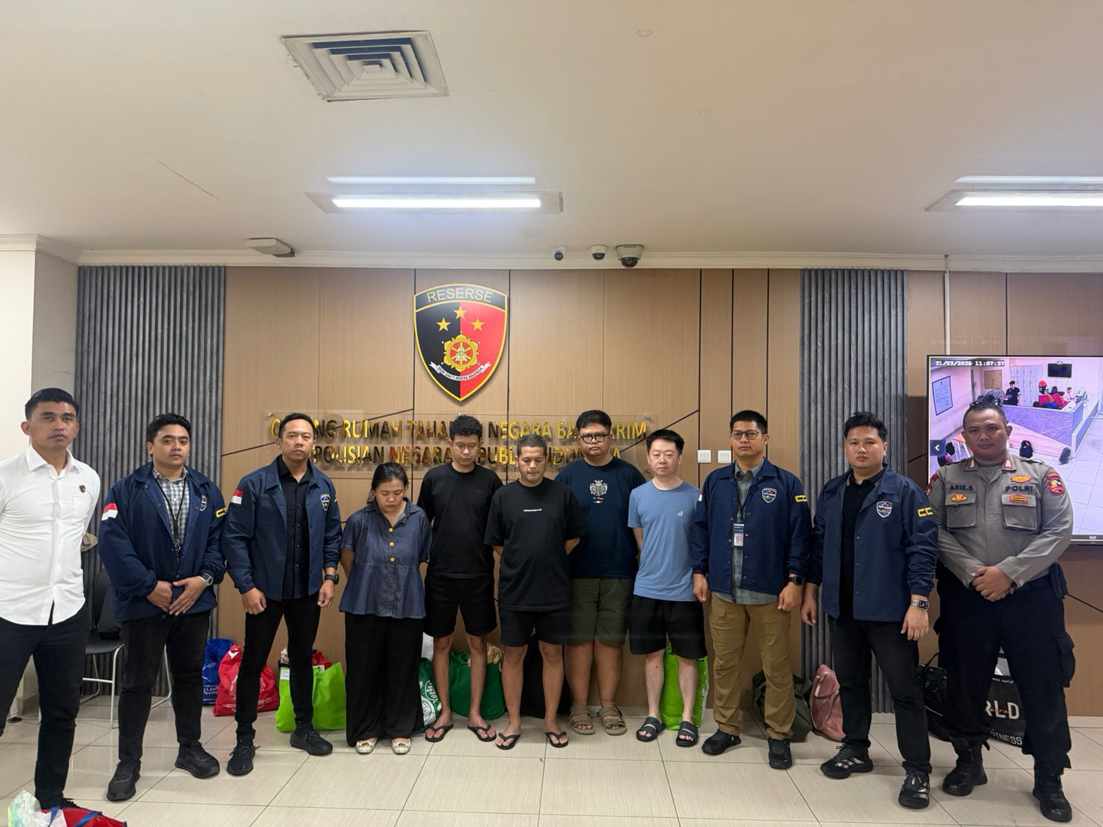 Tahap II Kasus Judi Online Dilaksanakan, Bareskrim Polri Serahkan 5 Tersangka dan Barang Bukti Rp55 Miliar ke Jaksa