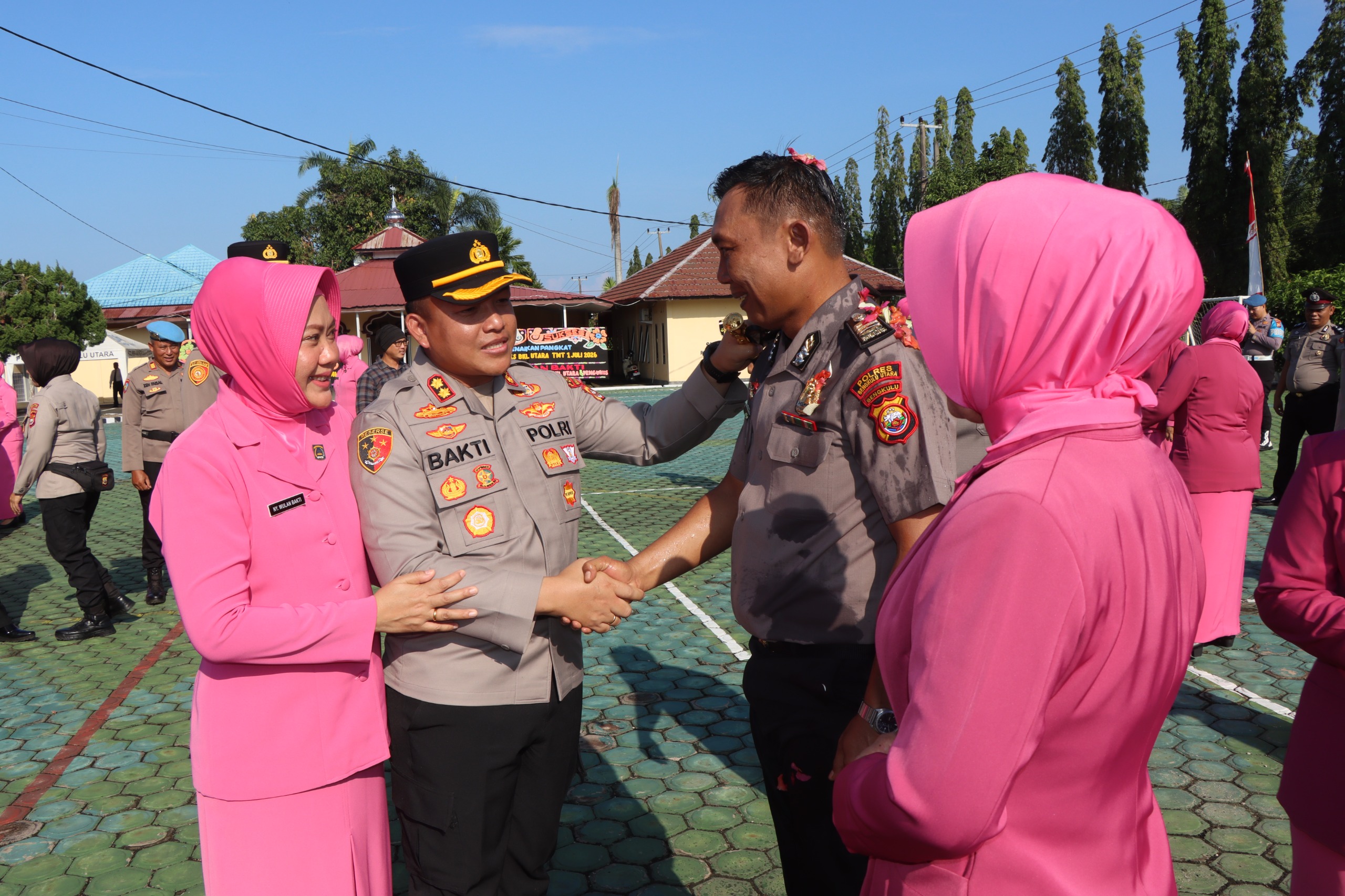 Kapolres Bengkulu Utara Pimpin Upacara Kenaikan Pangkat, Tekankan Profesionalisme dan Integritas