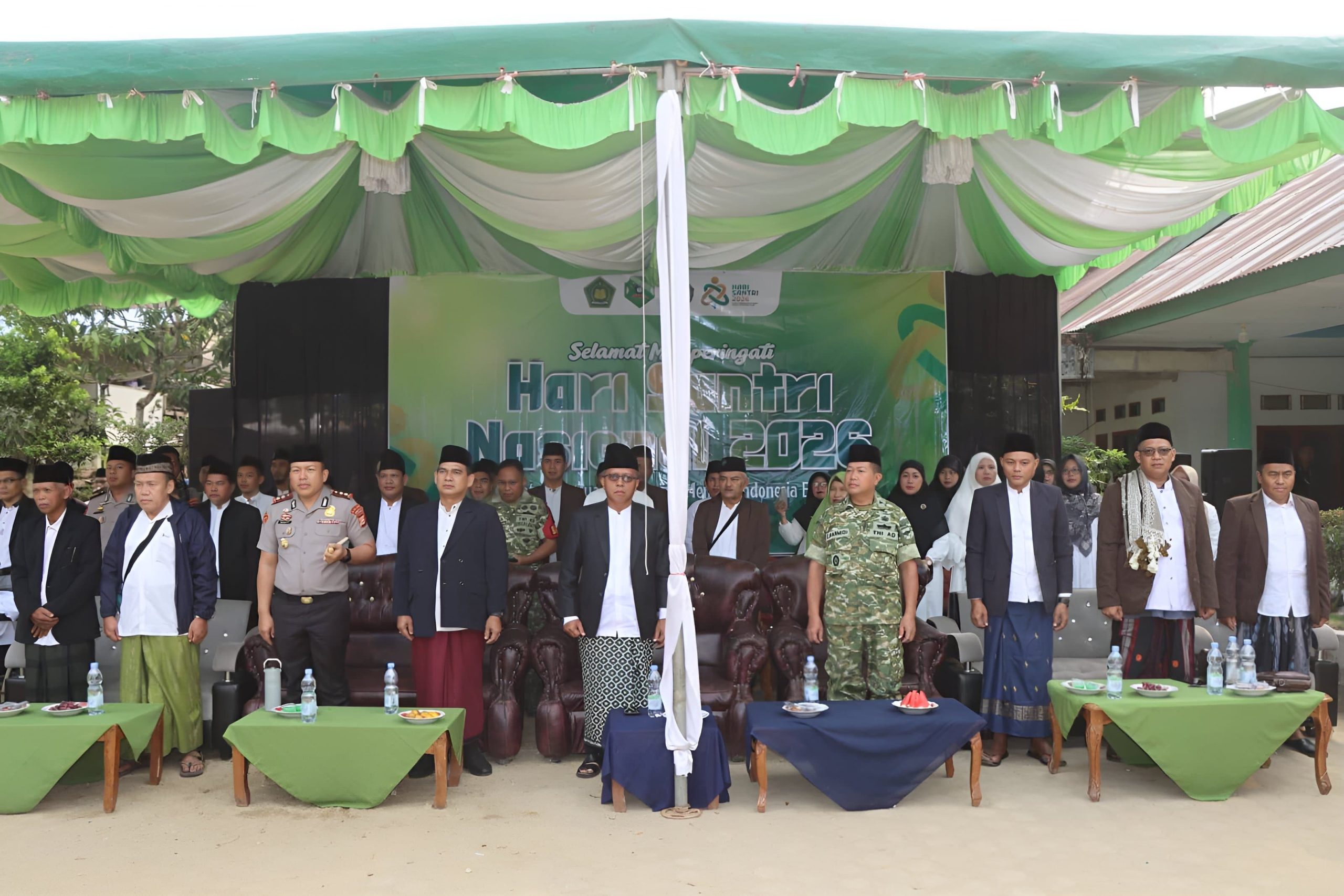 ​Kapolres Bengkulu Utara Hadiri Upacara Peringatan Hari Santri Nasional Ke-10 Tahun 2026 di Ponpes AL-UM